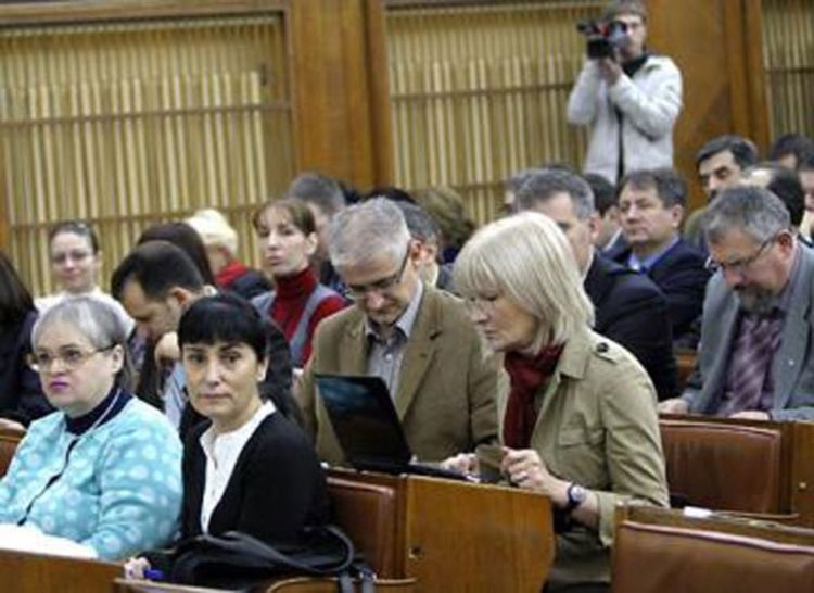 Bez dogovora premijera i opozicije 