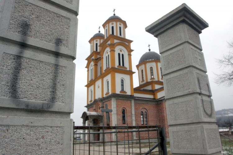 Polupana i stakla na crkvi u Vrbanji