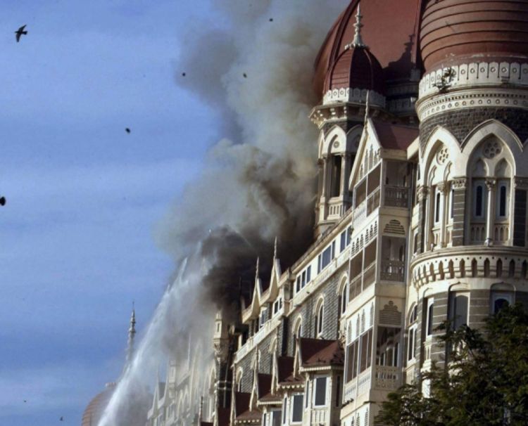 Pakistan sam sebe istražuje 