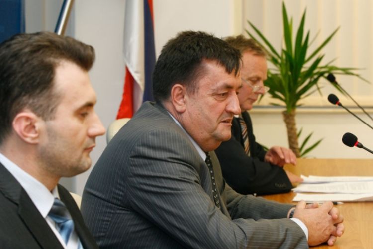 Sporan način knjiženja državne imovine