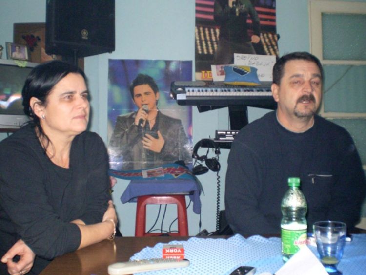 Adnan Babajić od osme godine svira po kafanama