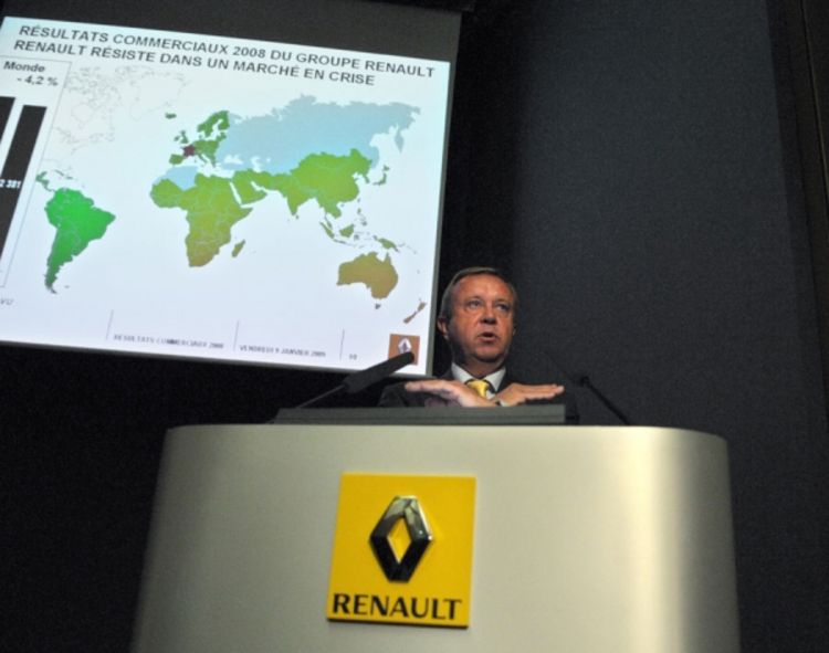 Renault suočen s oštrim padom prodaje
