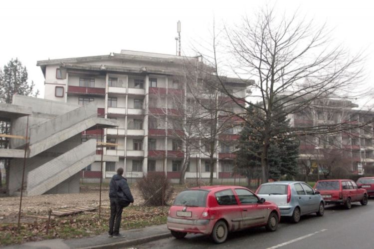 U BiH više od 350 radioaktivnih gromobrana
