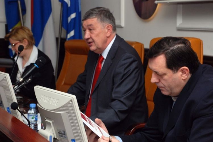 SNSD spreman da vrši vlast bez PDP-a