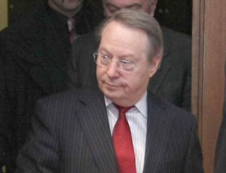 De Puč: Neophodne snažne državne institucije