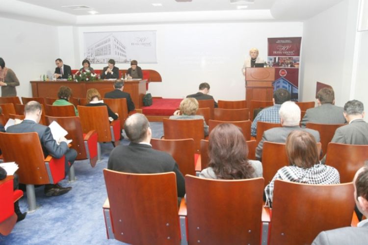 Neuređenost tjera ino-investitore