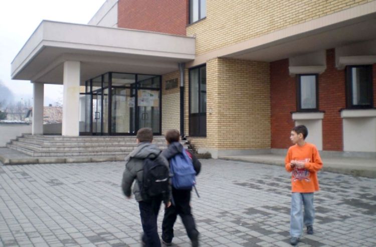 Najsavremenija škola nema salu
