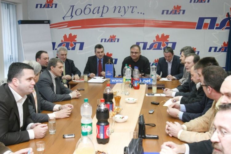 PDP očekuje od Dodika i Špirića da smijeni njihove kadrove   