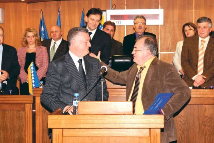 Pajić gradonačelnik, Đapo predsjednik Skupštine