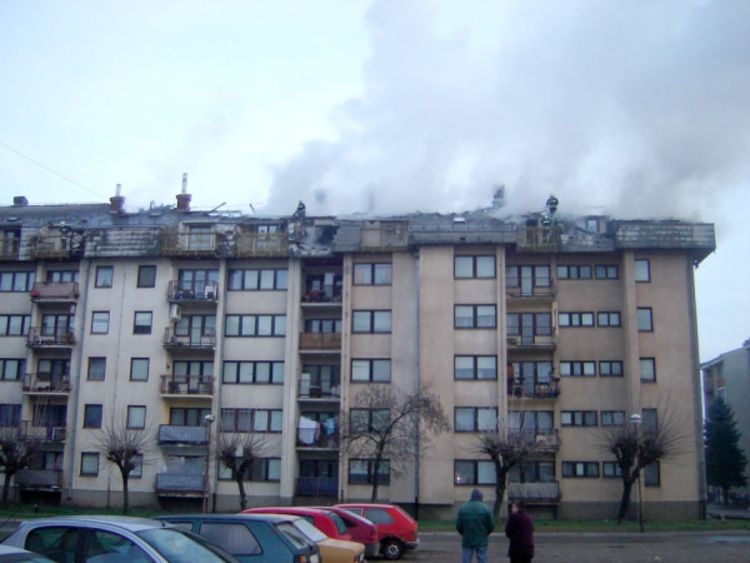 Izgorjela četiri stana