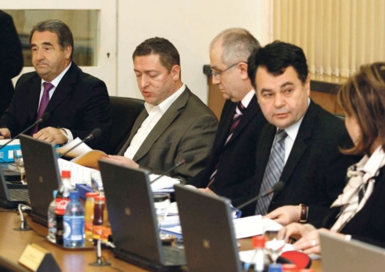 Poništen Hećin plan