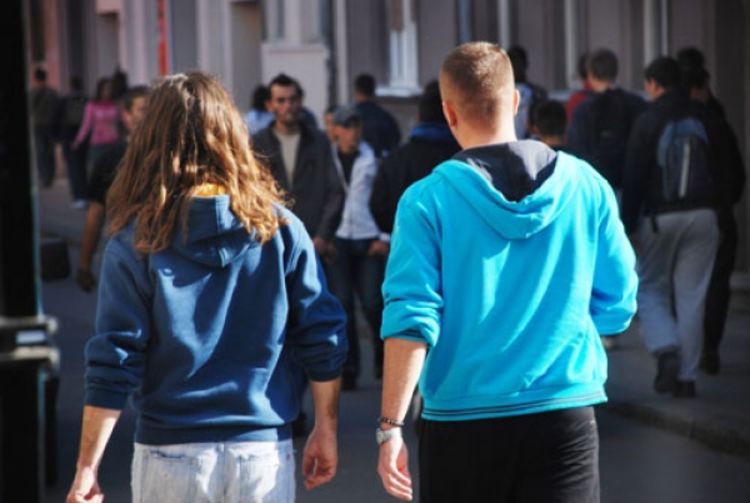 Učenici u kontaktu s lakšim drogama