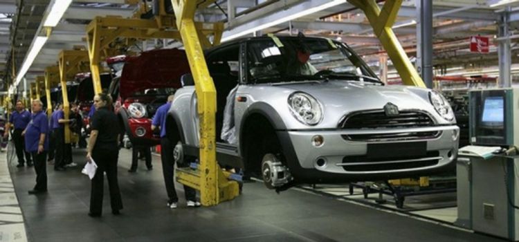 BMW otpušta u fabrici minija   