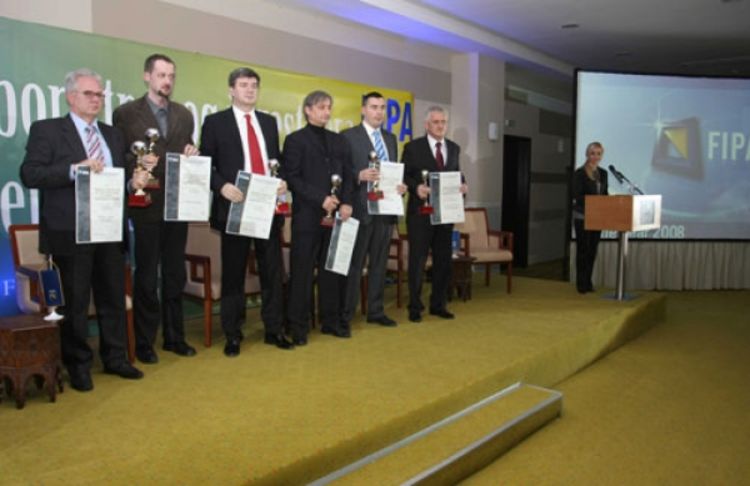 Lukavačka cementara i Tuš najviše uložili