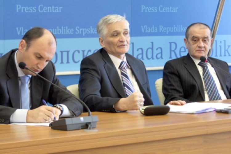 Sredstvima od  sukcesije protiv krize
