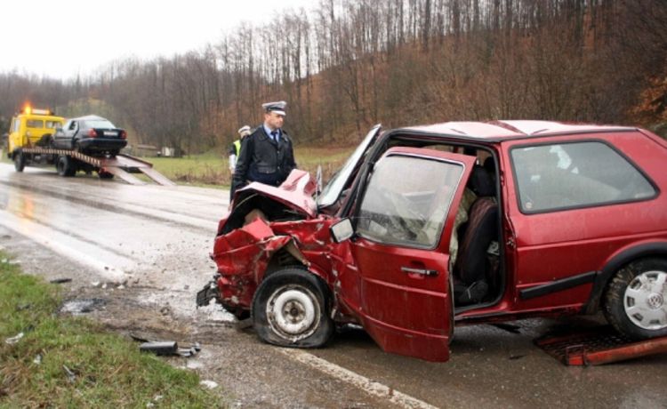 Poginuli hrvatska državljanka i vozač golfa