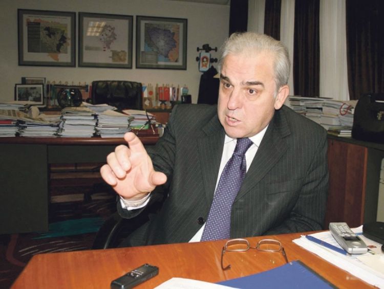 Hećo i direktori ne daju smanjenje plata