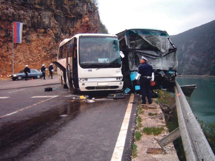 Poginuo vozač Autoprevoza