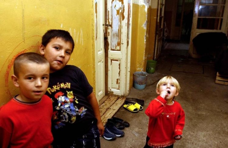 U nehumanim uslovima živi 2.550 porodica