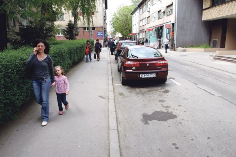 Huligane skloniti s ulica