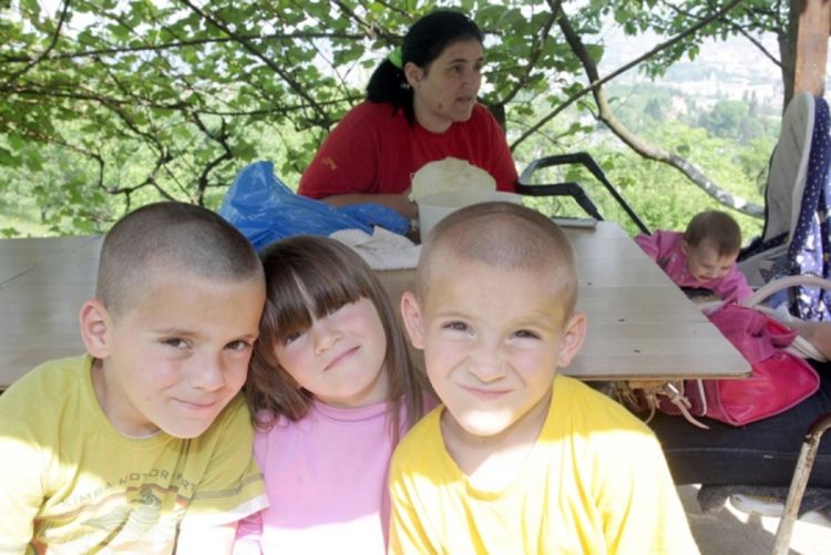Desetoro djece im najveće bogatstvo