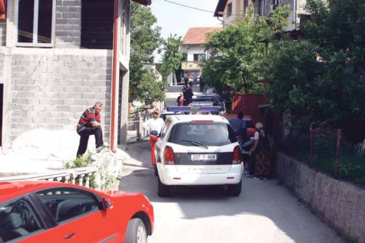 Izboden na kućnom pragu