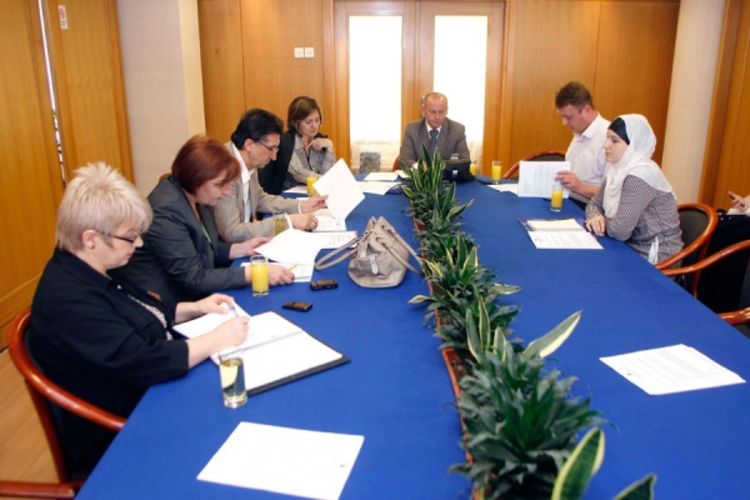 Država digla ruke od proizvođača