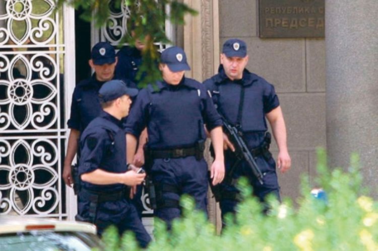 Sa dvije bombe upao u Predsjedništvo Srbije