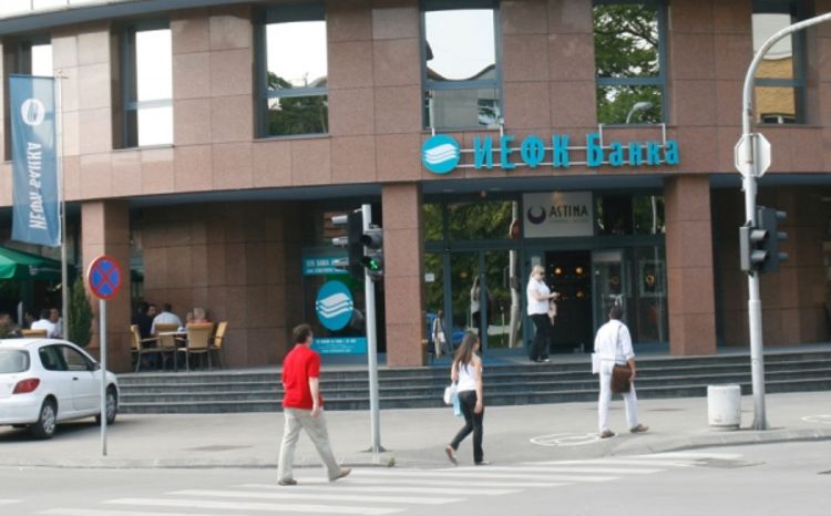 IEFK banka pod lupom regulatora