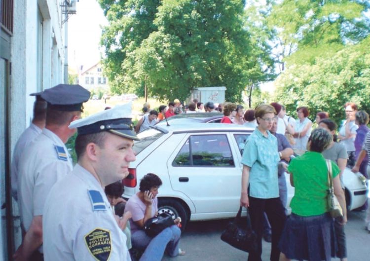 Optužuju Vladu TK za probleme
