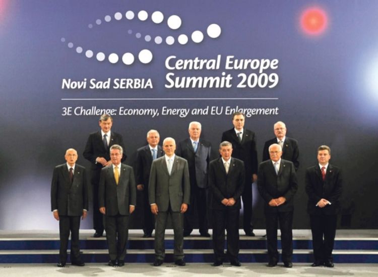 OHR transformisati u specijalno predstavništvo EU