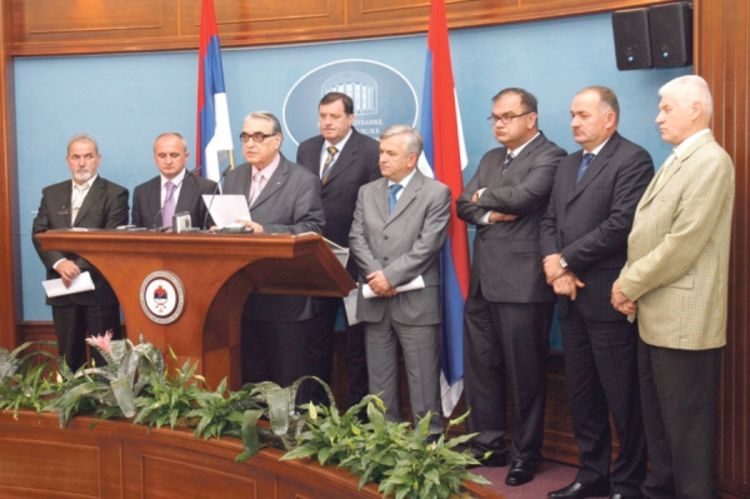 Djelovati u skladu sa zaključcima Skupštine