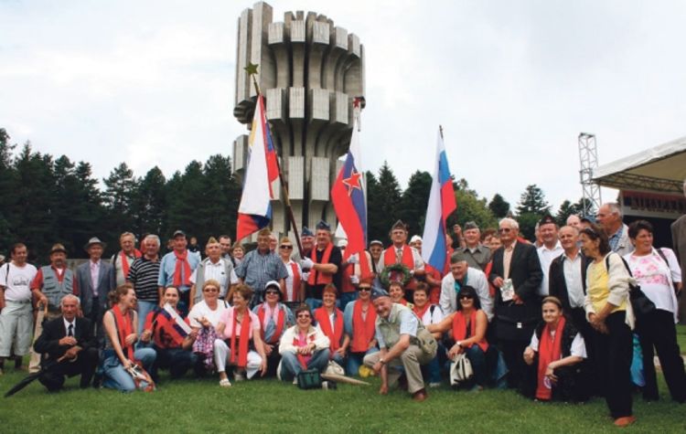 Na Mrakovici obilježena 67. godišnjica bitke na Kozari