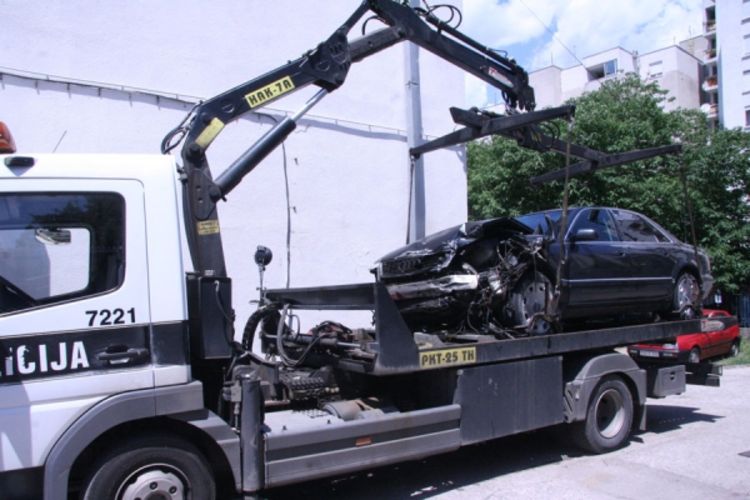 Vozač Silajdžićevog kabineta slupao službeni automobil