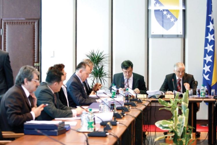 Zarada i do 300 KM po riješenom predmetu