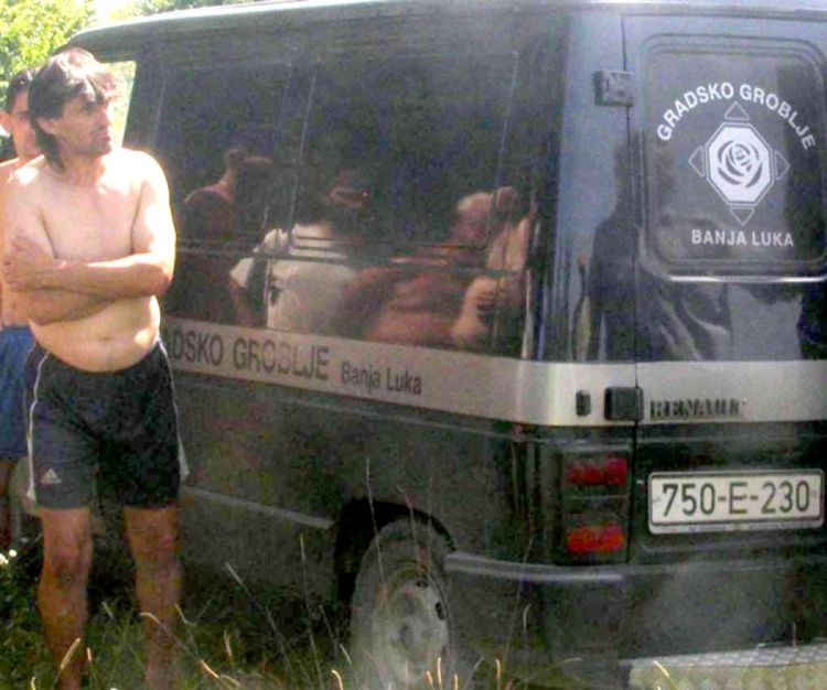 Dječak poginuo, sestra teško povrijeđena