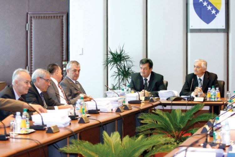 Strane sudije i tužioci ostaju samo za ratne zločine