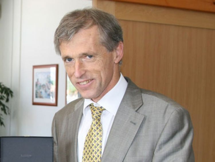 Andrej Graseli: OHR treba da ode