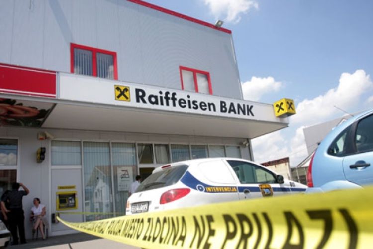 Razbojnici odnijeli 700.000 maraka