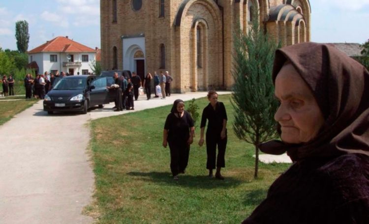 Mještani se oprostili od ubijenih Petkovića 