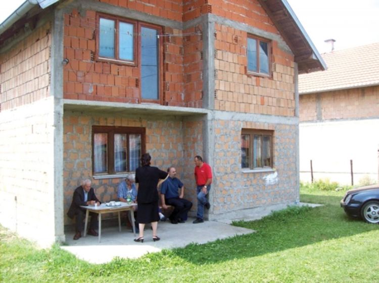 Starica ubijena u porodičnoj kući