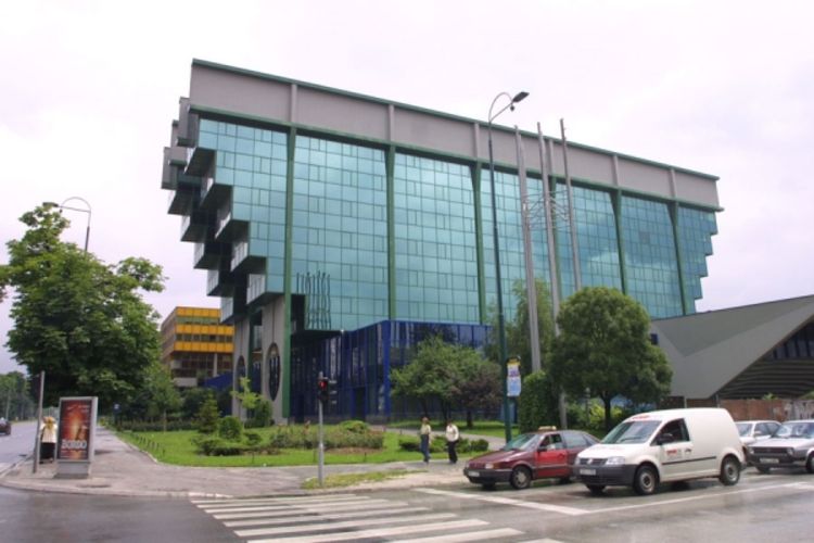 Prvi put nadmašen profit telekoma