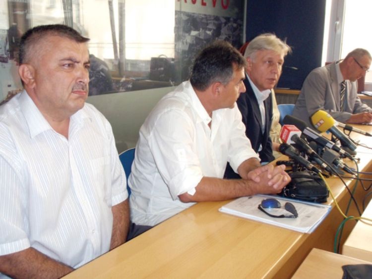 Strože kazne za nelegalno nošenje oružja