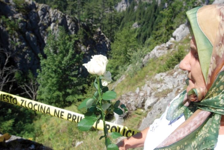 Obilježena 17. godišnjica zločina na Korićanima