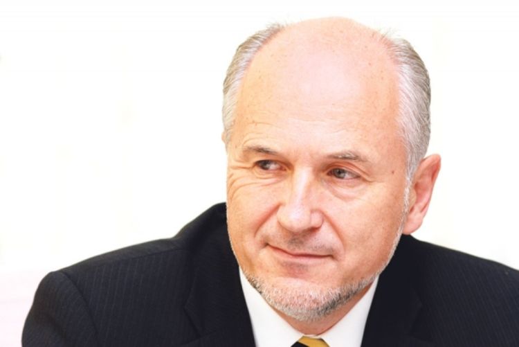 Valentin Incko: OHR će popisati, a političari će dijeliti imovinu