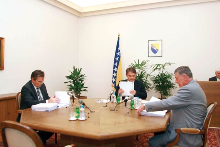 Radmanović dvaput preglasan