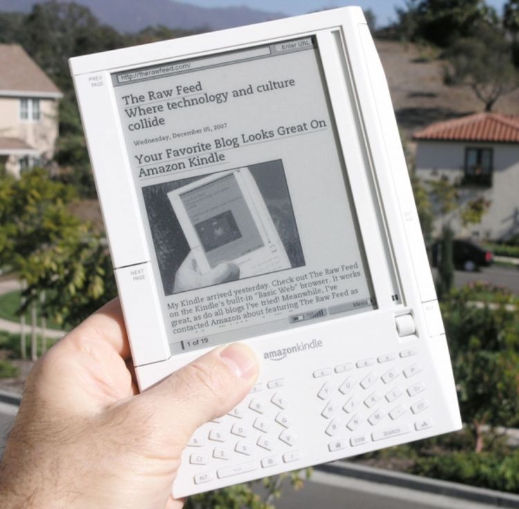 Amazonov Kindle postaje globalna sprava