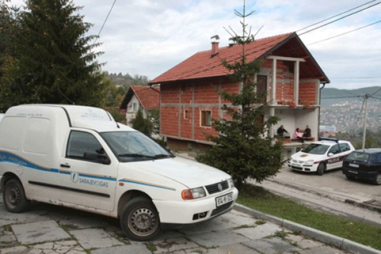 Otrovali se u kući na spavanju 