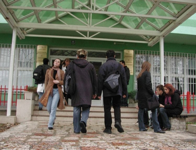Alikadićevoj prijeti gubitak još jedne šefovske stolice 