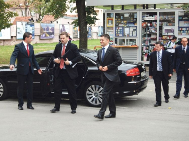 Jeremić: Podržavamo samo konsenzus u BiH 